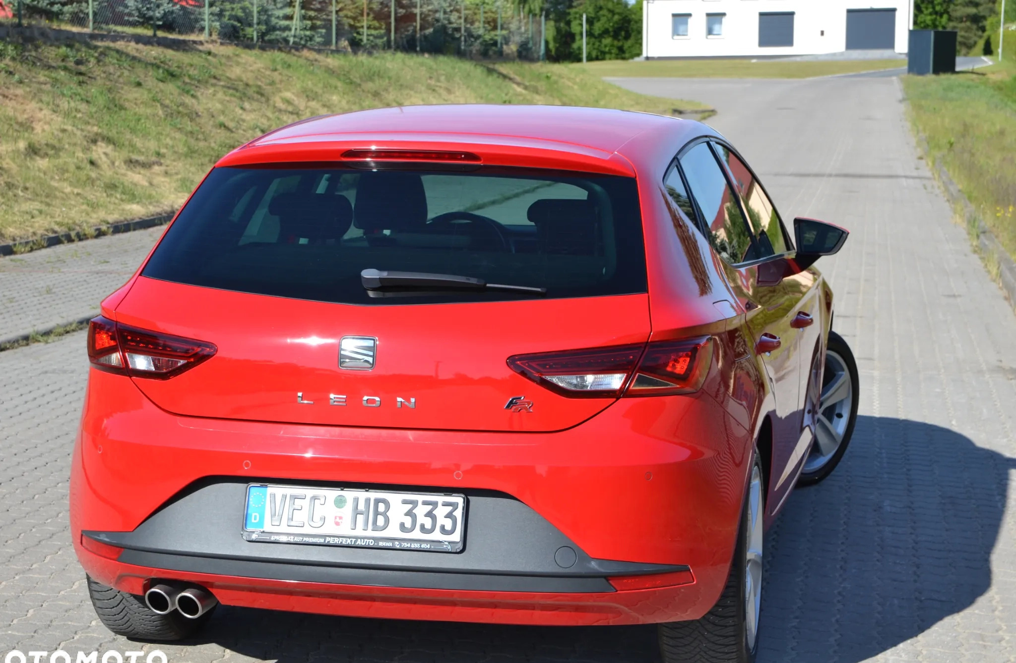 Seat Leon cena 42800 przebieg: 176908, rok produkcji 2013 z Iława małe 781